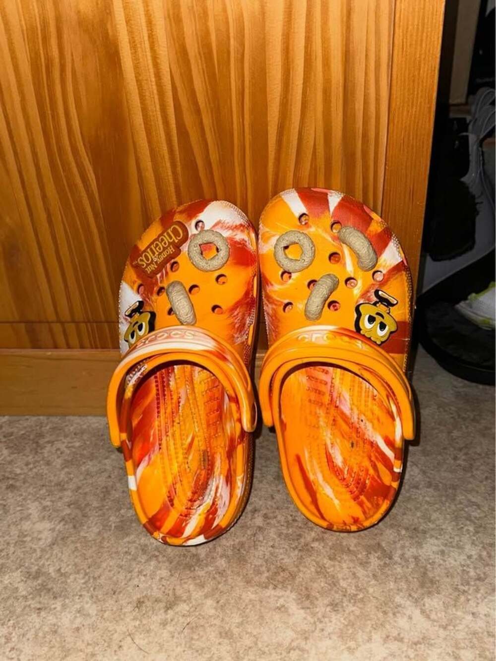 Cheerios Crocs for Sale J5/W7